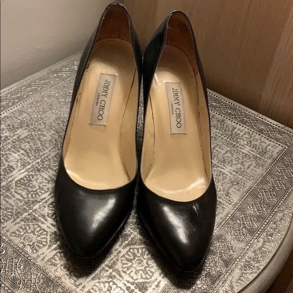 Jimmy Choo Shoes - Jimmy Choo Black Leather Pumps